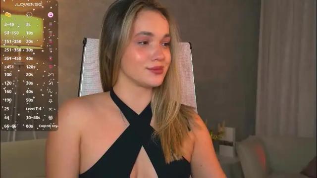 Image 4 of eviegreens Stream on Chaturbate on 29 days ago