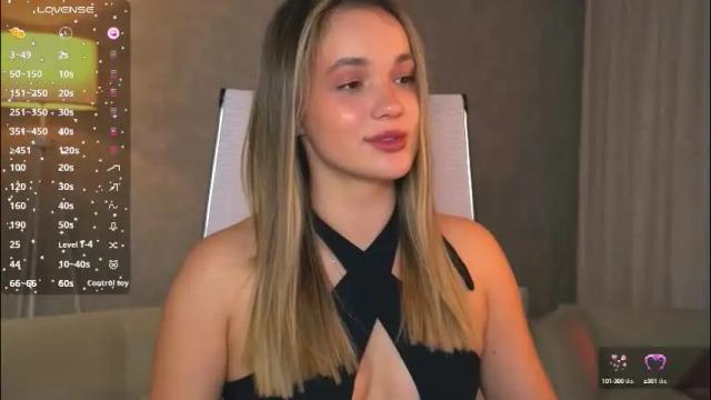 Image 7 of eviegreens Stream on Chaturbate on 29 days ago