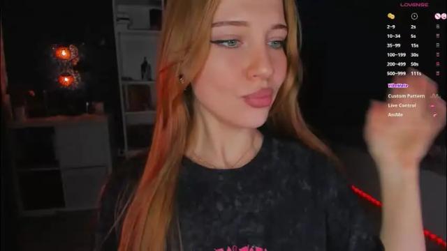 Image 8 of eviesapphire Stream on Chaturbate on 1 month ago
