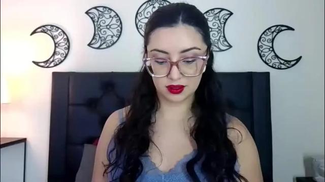 Image 2 of evoletmk Stream on Chaturbate on 2 months ago