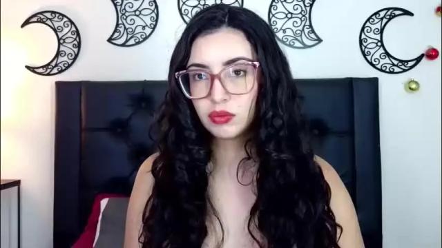 Image 2 of evoletmk Stream on Chaturbate on 1 month ago