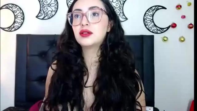 Image 4 of evoletmk Stream on Chaturbate on 1 month ago