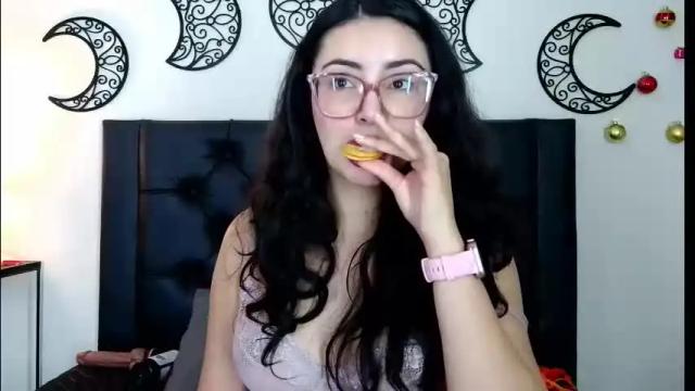 Image 8 of evoletmk Stream on Chaturbate on 1 month ago