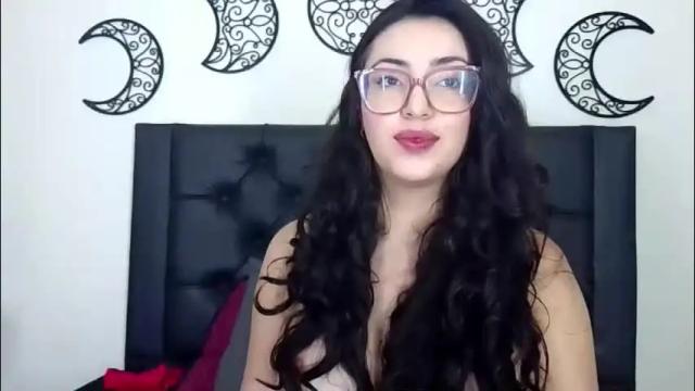 Image 11 of evoletmk Stream on Chaturbate on 6 days ago