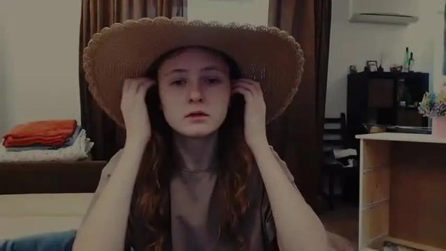 Image 3 of evoneska Stream on Chaturbate on 21 months ago