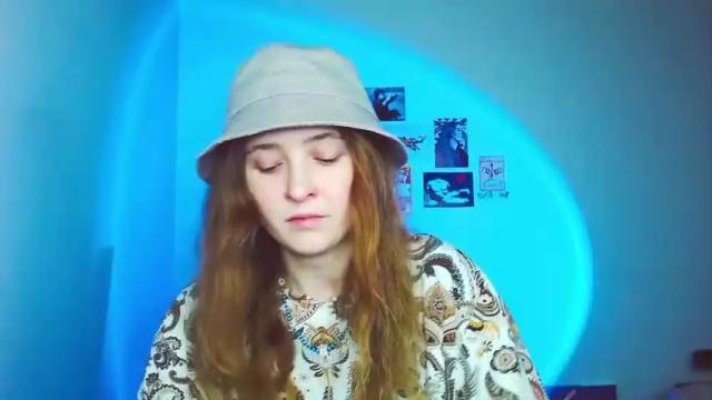 Image 12 of evoneska Stream on Chaturbate on 19 months ago