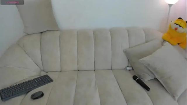 Image 11 of evva_moon69 Stream on Chaturbate on 1 month ago