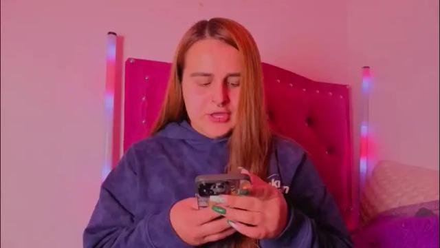 Image 3 of evy_orange1 Stream on Chaturbate on 2 months ago