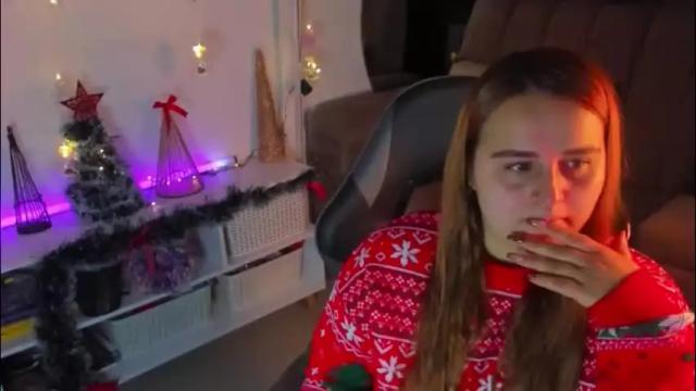 Image 6 of evy_orange1 Stream on Chaturbate on 26 days ago