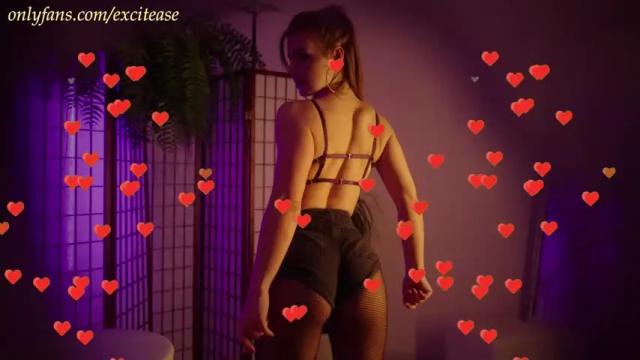 Image 2 of excitease Stream on Chaturbate on 13 months ago
