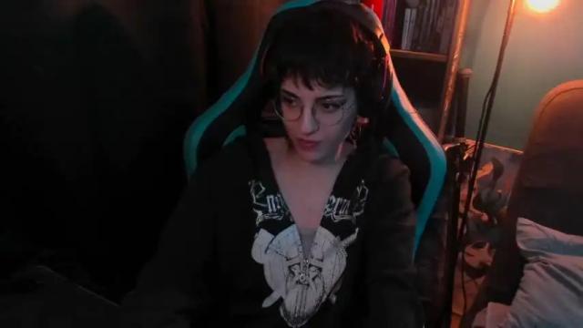 Image 2 of existenc3 Stream on Chaturbate on 18 months ago