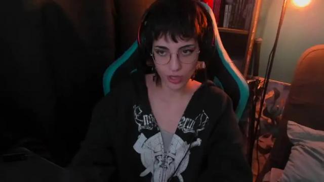Image 4 of existenc3 Stream on Chaturbate on 18 months ago