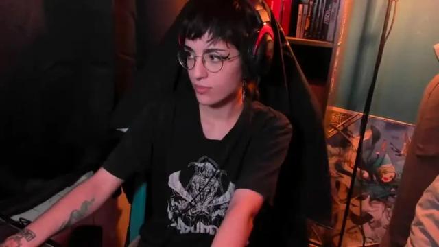 Image 4 of existenc3 Stream on Chaturbate on 18 months ago