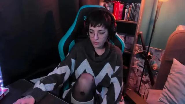 Image 8 of existenc3 Stream on Chaturbate on 18 months ago