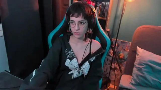 Image 2 of existenc3 Stream on Chaturbate on 18 months ago