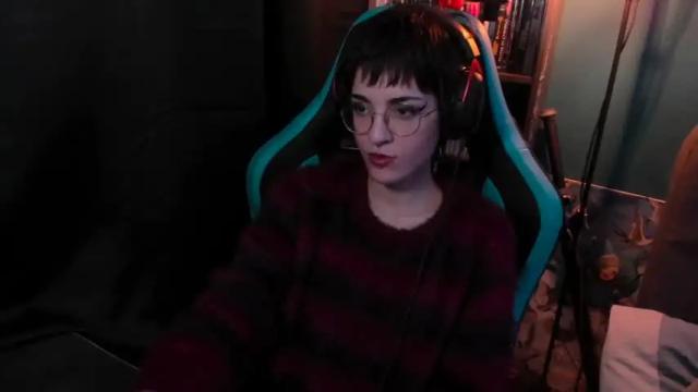 Image 4 of existenc3 Stream on Chaturbate on 18 months ago