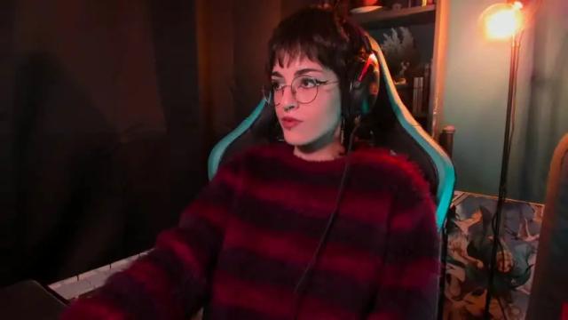 Image 6 of existenc3 Stream on Chaturbate on 17 months ago