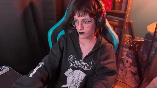 Image 4 of existenc3 Stream on Chaturbate on 17 months ago