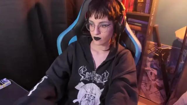 Image 6 of existenc3 Stream on Chaturbate on 17 months ago