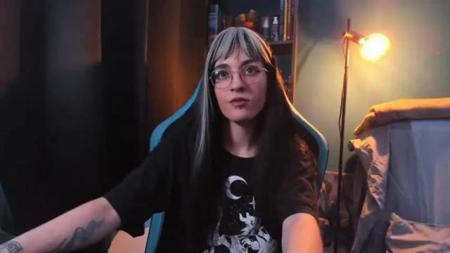 Image 2 of existenc3 Stream on Chaturbate on 17 months ago
