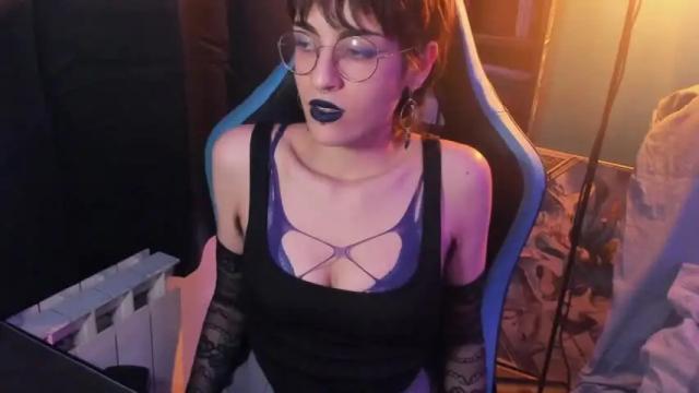 Image 3 of existenc3 Stream on Chaturbate on 17 months ago