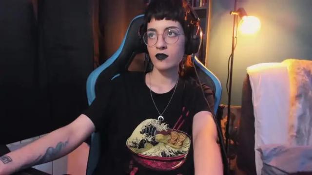 Image 6 of existenc3 Stream on Chaturbate on 16 months ago