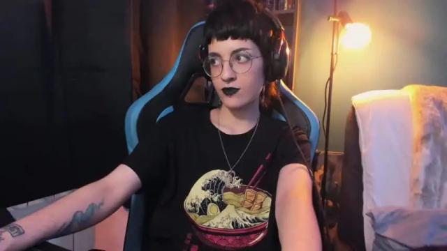Image 8 of existenc3 Stream on Chaturbate on 16 months ago