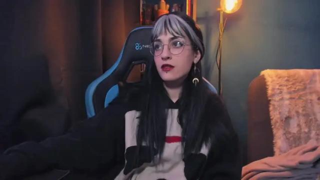Image 7 of existenc3 Stream on Chaturbate on 15 months ago