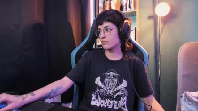 Image 3 of existenc3 Stream on Chaturbate on 14 months ago