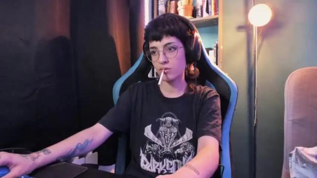 Image 4 of existenc3 Stream on Chaturbate on 14 months ago