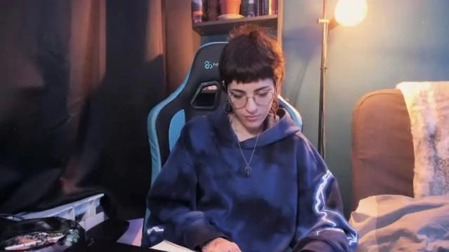 Image 3 of existenc3 Stream on Chaturbate on 14 months ago