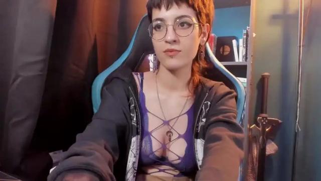 Image 8 of existenc3 Stream on Chaturbate on 14 months ago