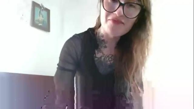 Image 3 of exolizzz66 Stream on Chaturbate on 9 days ago