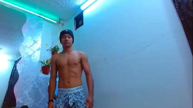 Image 11 of exotic_couplexx Stream on Chaturbate on 7 days ago