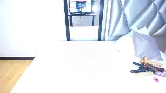 Image 4 of exotic_karmella Stream on Chaturbate on 11 days ago
