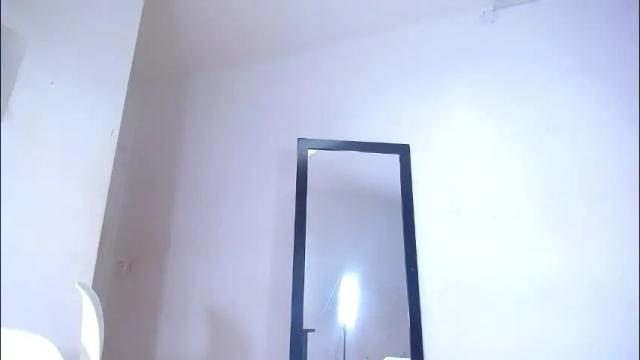 Image 6 of exotic_karmella Stream on Chaturbate on 1 month ago