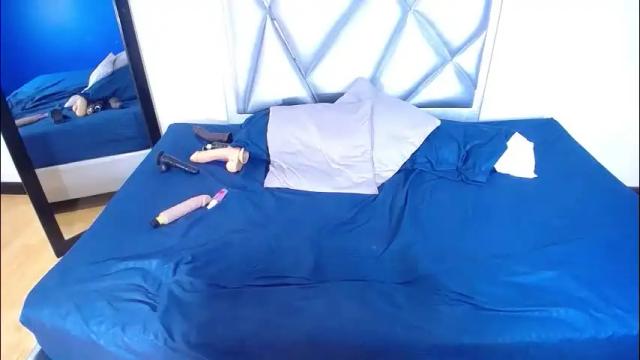 Image 8 of exotic_karmella Stream on Chaturbate on 1 month ago