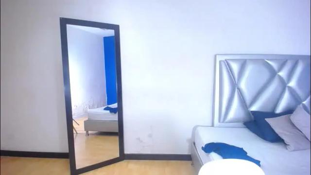 Image 2 of exotic_karmella Stream on Chaturbate on 27 days ago