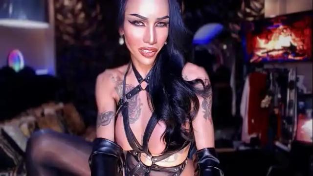 Image 8 of exoticalodia Stream on Chaturbate on 26 days ago