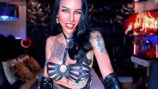 Image 12 of exoticalodia Stream on Chaturbate on 3 months ago