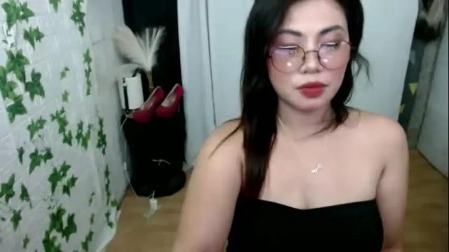 Image 2 of exoticrachel Stream on Chaturbate on 26 days ago