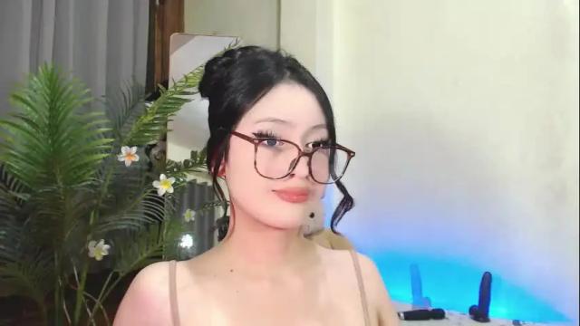 Image 3 of expensive_candyx Stream on Chaturbate on 1 month ago