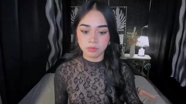 Image 7 of expensivets_chloe Stream on Chaturbate on 3 months ago
