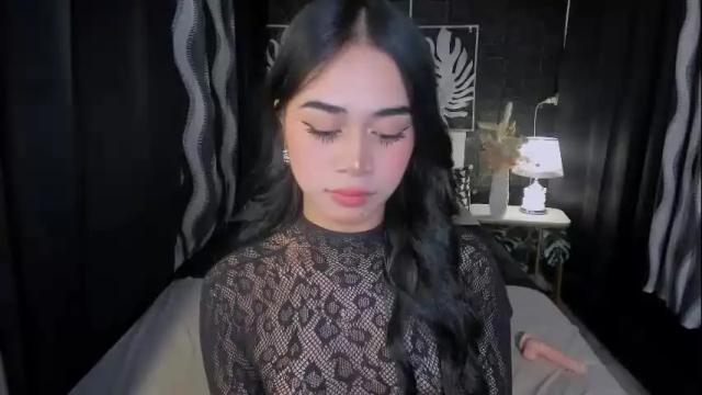 Image 8 of expensivets_chloe Stream on Chaturbate on 3 months ago