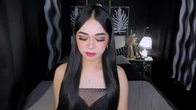 Image 11 of expensivets_chloe Stream on Chaturbate on 2 months ago