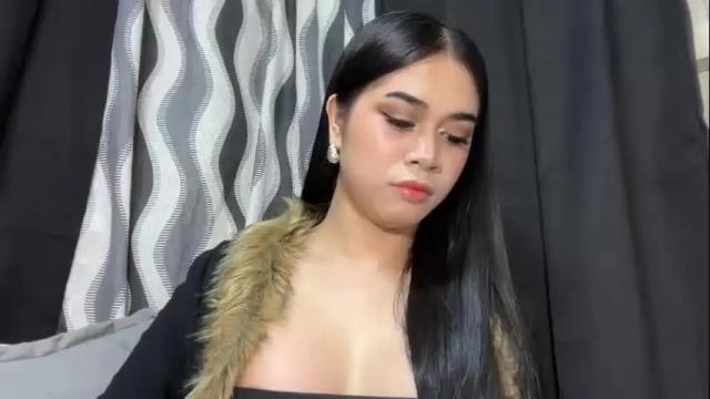 Image 6 of expensivets_chloe Stream on Chaturbate on 1 month ago