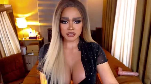 Image 11 of exquisite_diva Stream on Chaturbate on 14 months ago