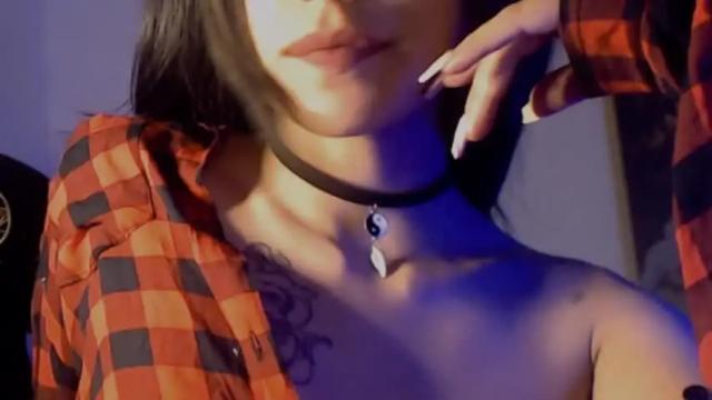 Image 2 of ey_im_simone Stream on Chaturbate on 14 months ago