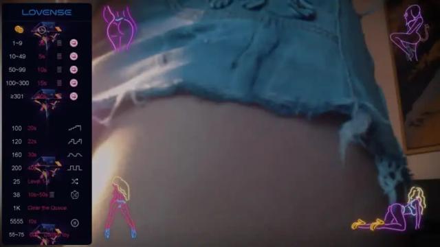 Image 8 of ey_im_simone Stream on Chaturbate on 13 months ago
