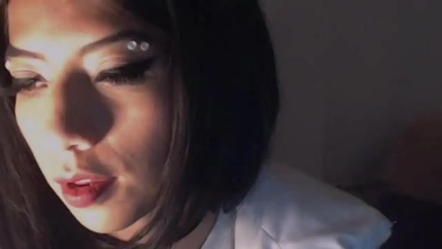 Image 7 of ey_im_simone Stream on Chaturbate on 13 months ago